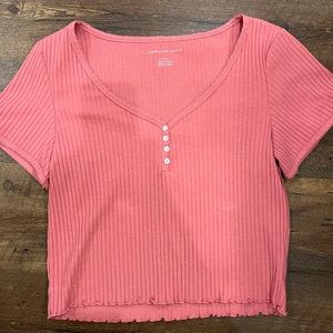 American eagle cropped shirt